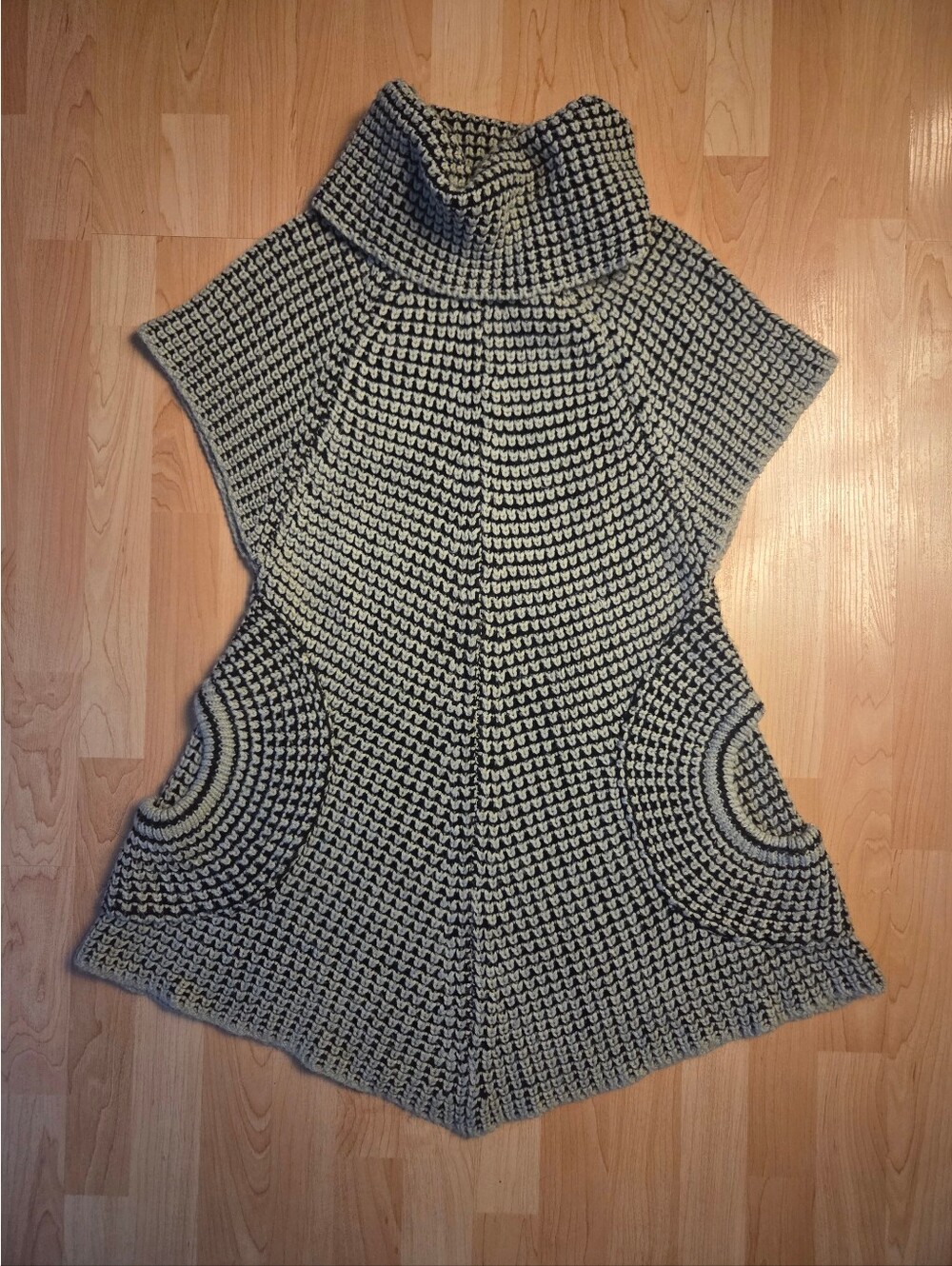 II Sisters chunky cowl neck sweater tunic